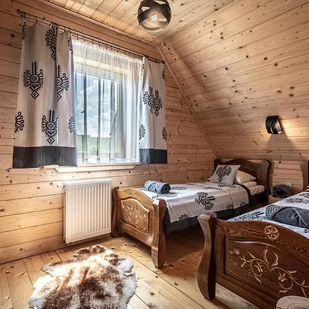 木屋 Gorskie Janosik, Kwicol I Pyzdra Jacuzzi, Sauna *