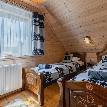 Gorskie Janosik, Kwicol I Pyzdra Jacuzzi, Sauna