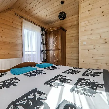 木屋 Gorskie Janosik, Kwicol I Pyzdra Jacuzzi, Sauna *